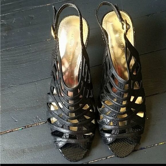 🌼 NWOT Marc Fisher Heels - Picture 8 of 8